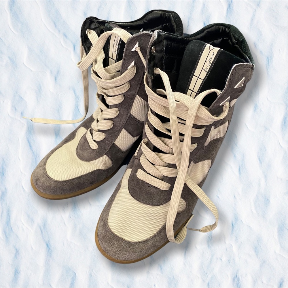 Wedge snickers